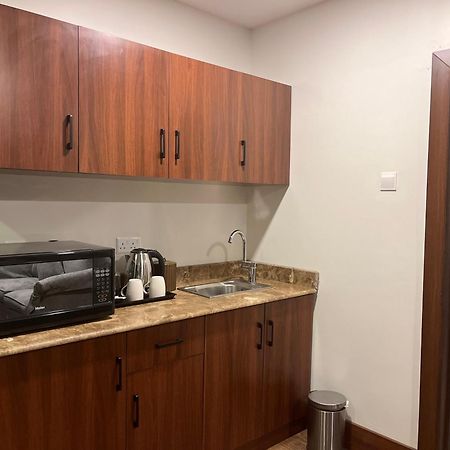 Lily Hotel Suite Mubarraz Al-Hofuf Ngoại thất bức ảnh
