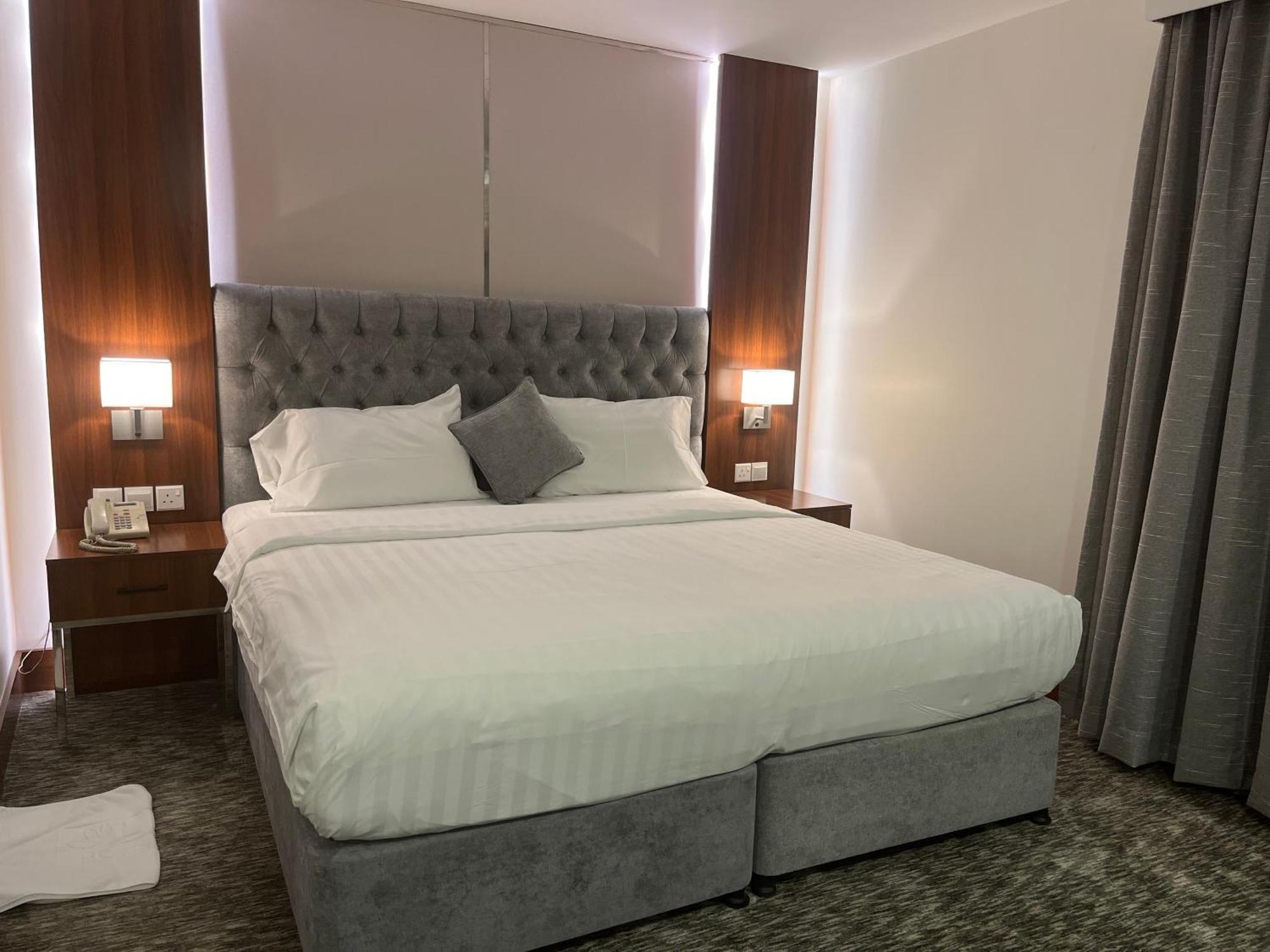 Lily Hotel Suite Mubarraz Al-Hofuf Ngoại thất bức ảnh