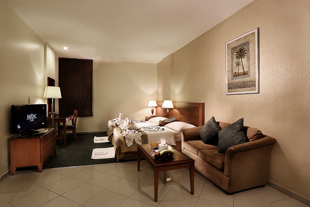 Lily Hotel Suite Mubarraz Al-Hofuf Ngoại thất bức ảnh