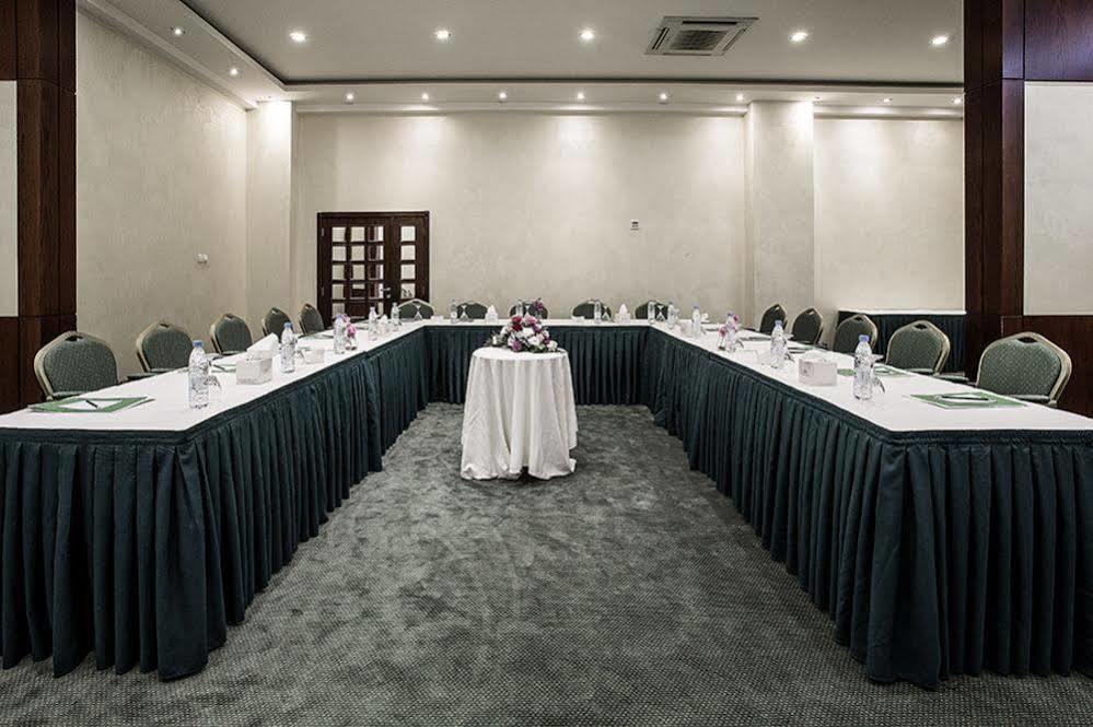 Lily Hotel Suite Mubarraz Al-Hofuf Ngoại thất bức ảnh