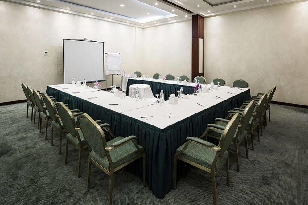 Lily Hotel Suite Mubarraz Al-Hofuf Ngoại thất bức ảnh